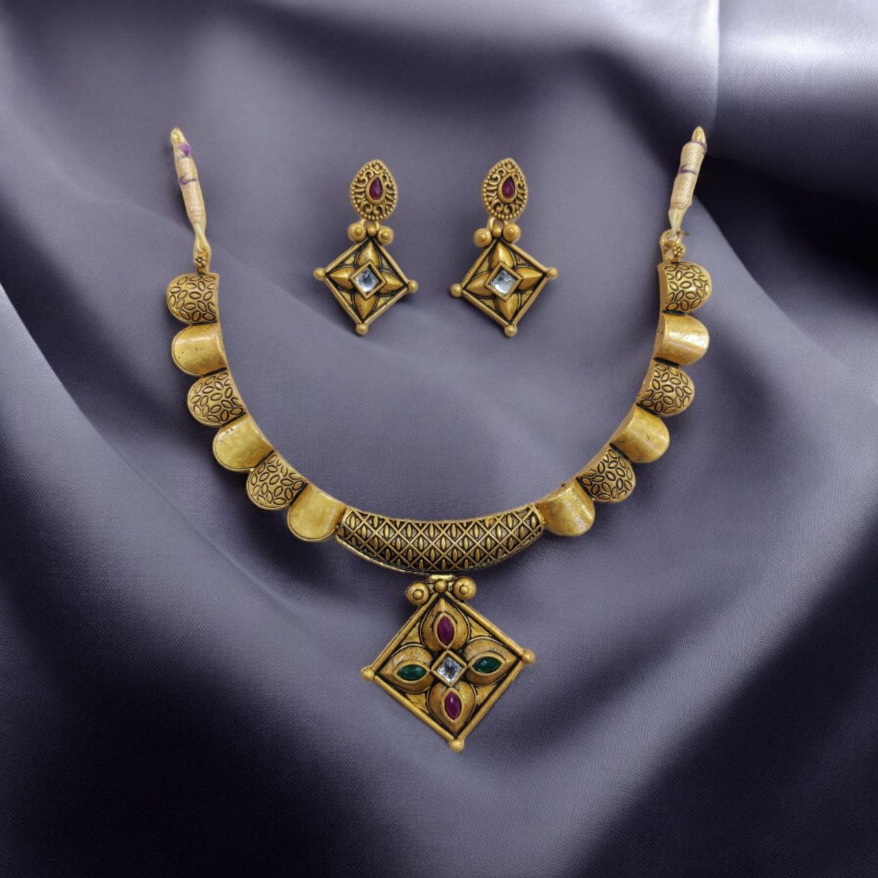 Matte Golden Necklace (Hasadi) Set For Women's