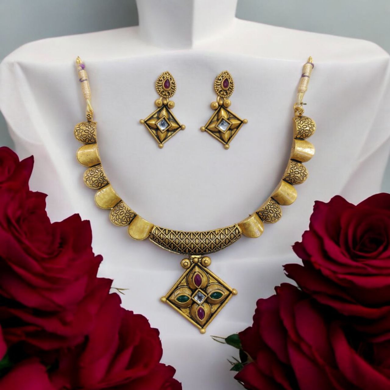 Matte Golden Necklace (Hasadi) Set For Women's