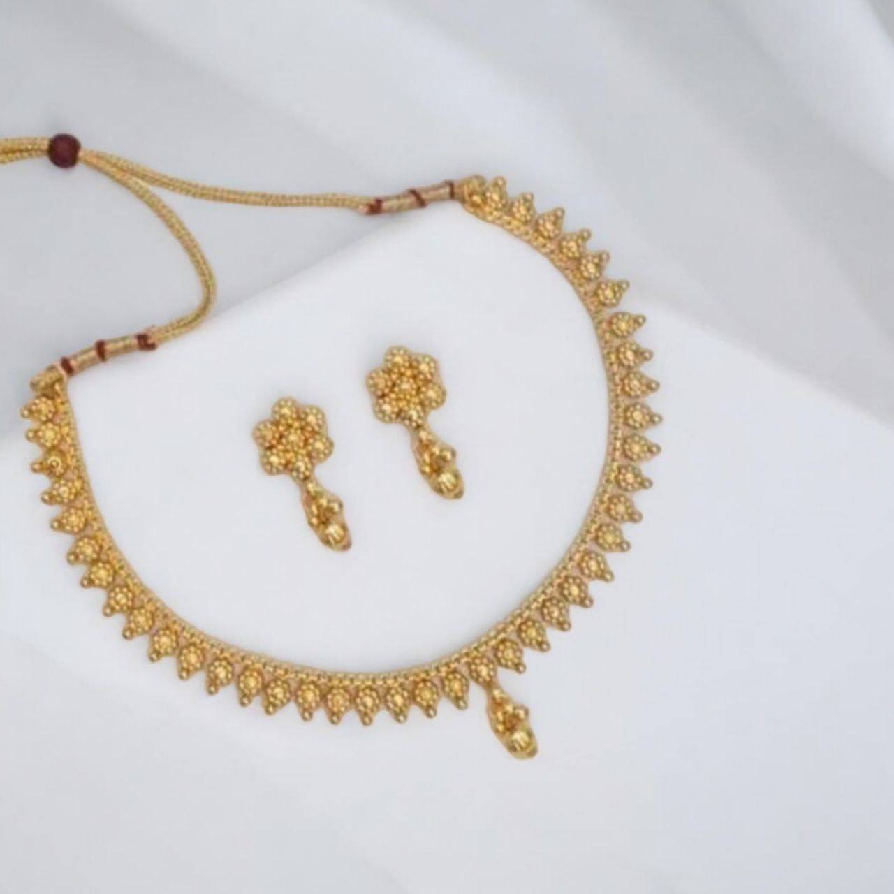 Traditional Necklace Set For Women's