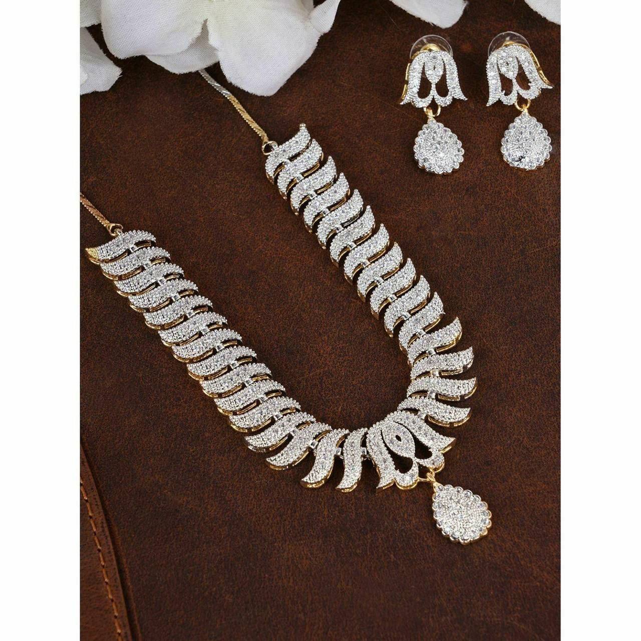 Antique Diamond Necklace Set For Women's