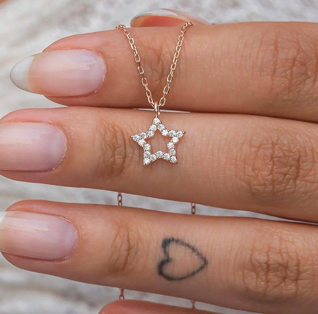 Women's Diamond Star Pendant Chain