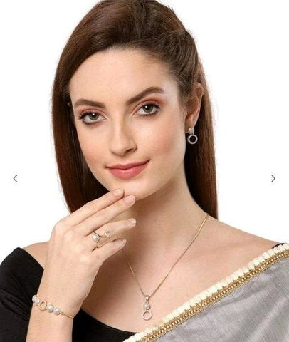 Charming Pendant & Lockets Set For Women's